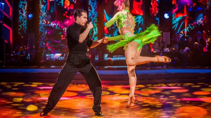 Oskar Hes a Kateřina Bartuněk Hrstková ve StarDance 2024.