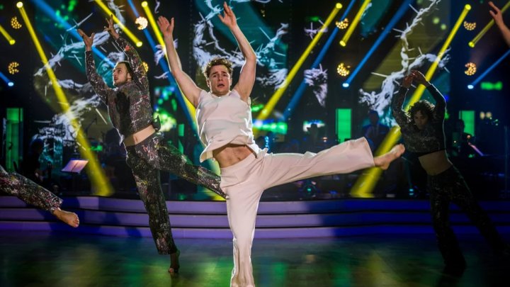 Oskar Hes a Kateřina Bartuněk Hrstková ve StarDance 2024.