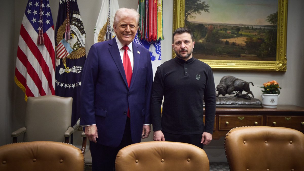 Donald Trump a Volodymyr Zelenskyj (21. února 2025).