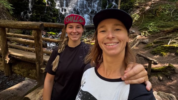 Šárka Pančochová (vpravo)