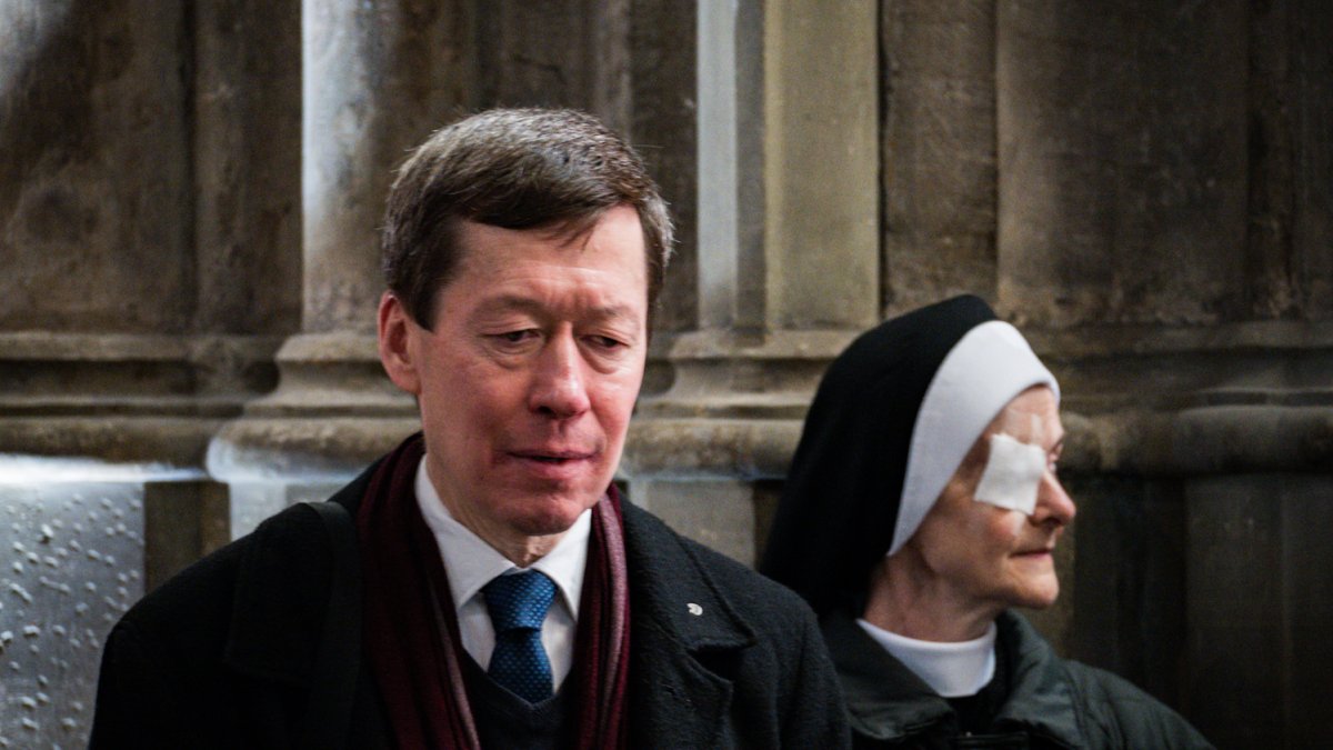 Česko se loučí s kardinálem Dominikem Dukou