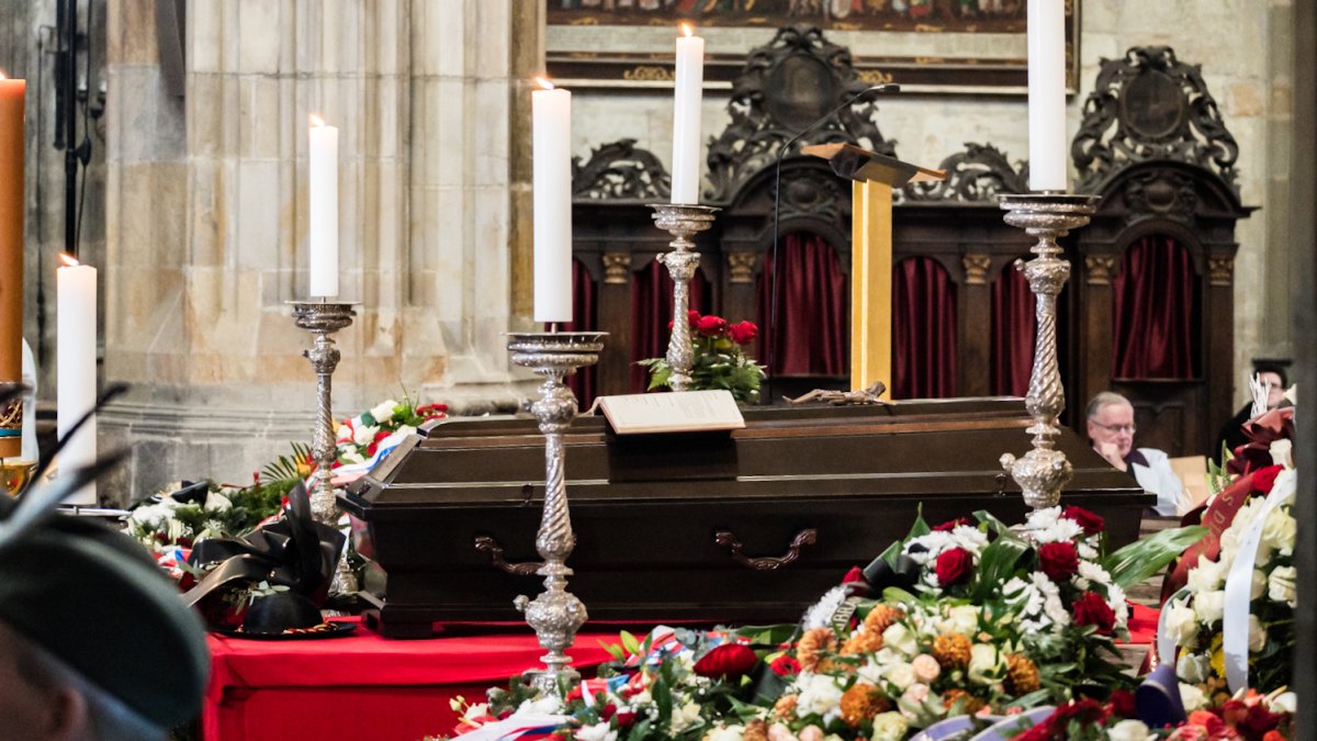 Česko se loučí s kardinálem Dominikem Dukou