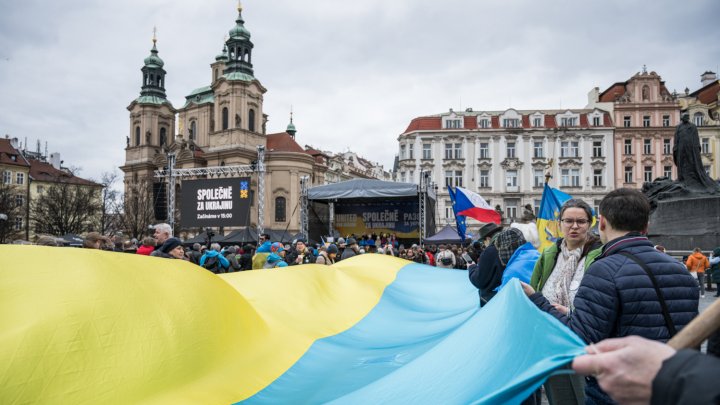 Na Staroměstském náměstí se koná demonstrace na podporu Ukrajiny. (21.2.2026)