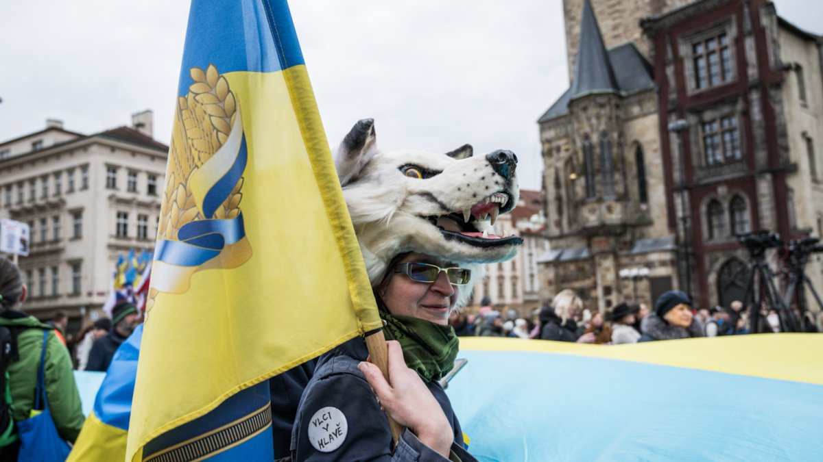Na Staroměstském náměstí se koná demonstrace na podporu Ukrajiny. (21.2.2026)