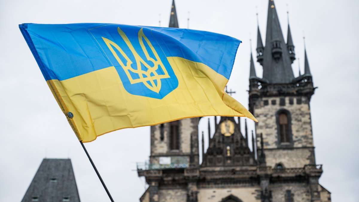 Na Staroměstském náměstí se koná demonstrace na podporu Ukrajiny. (21.2.2026)