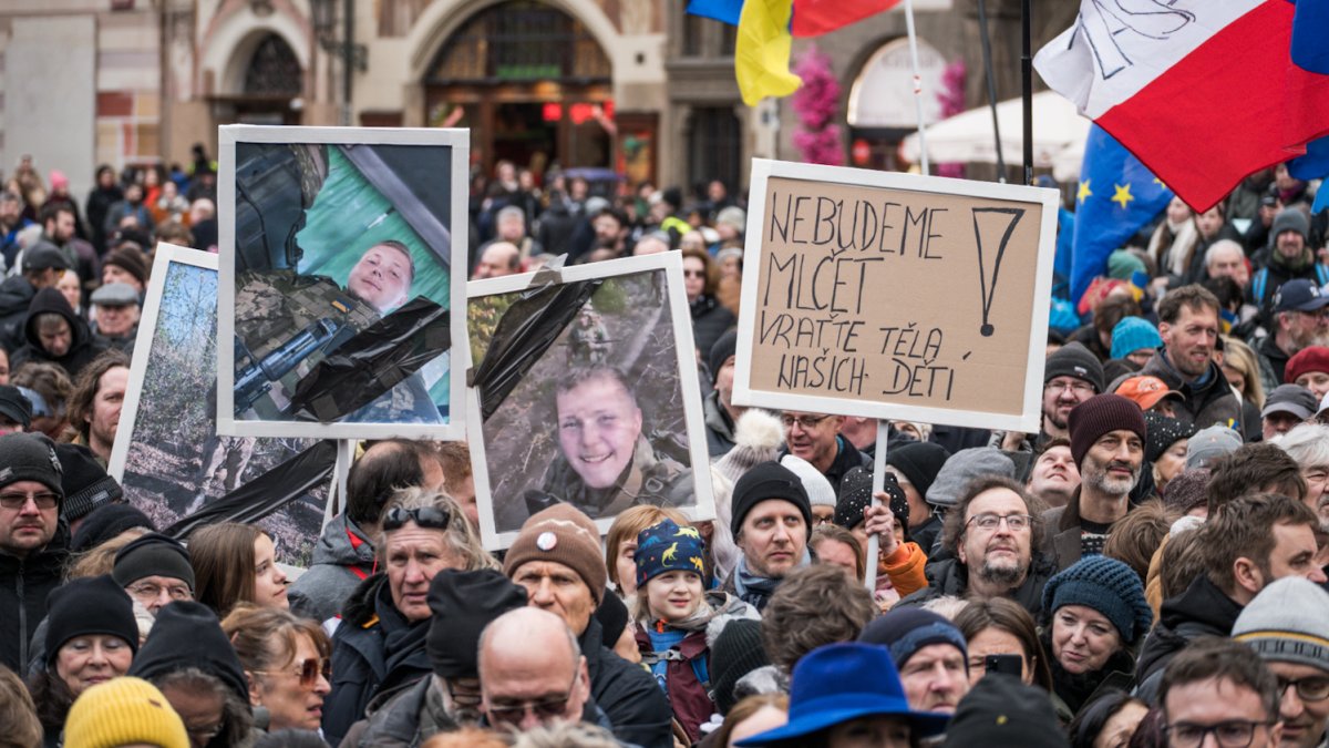 Na Staroměstském náměstí se koná demonstrace na podporu Ukrajiny. (21.2.2026)