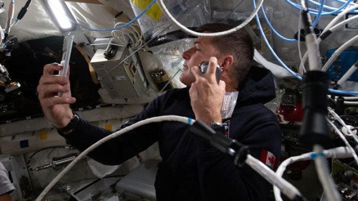 Posádka mise Artemis II poslala na Zemi nové úchvatné fotky